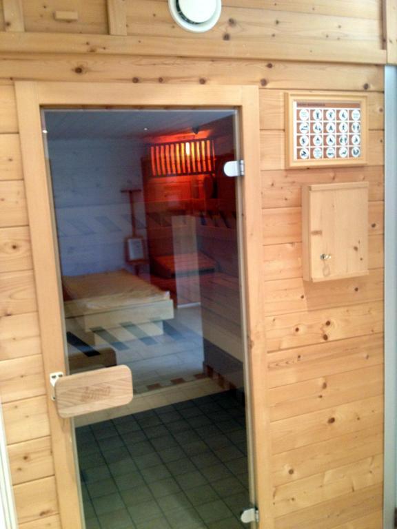 Pension Wallnoefer Мімінг Екстер'єр фото