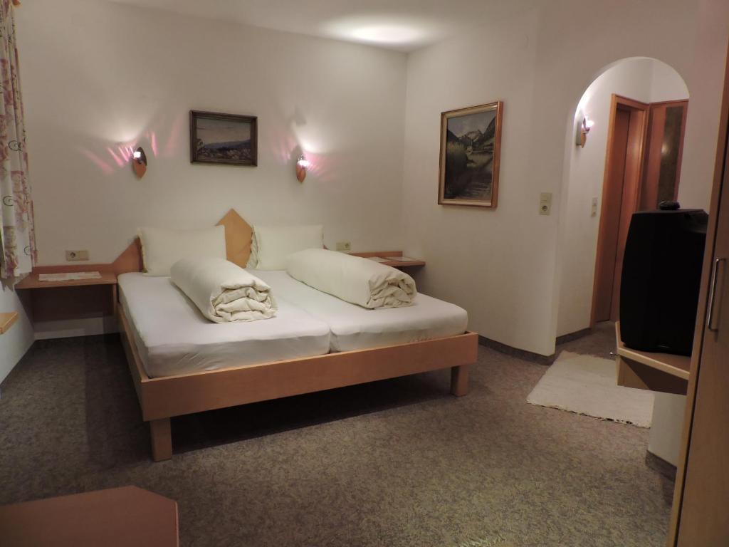 Pension Wallnoefer Мімінг Номер фото